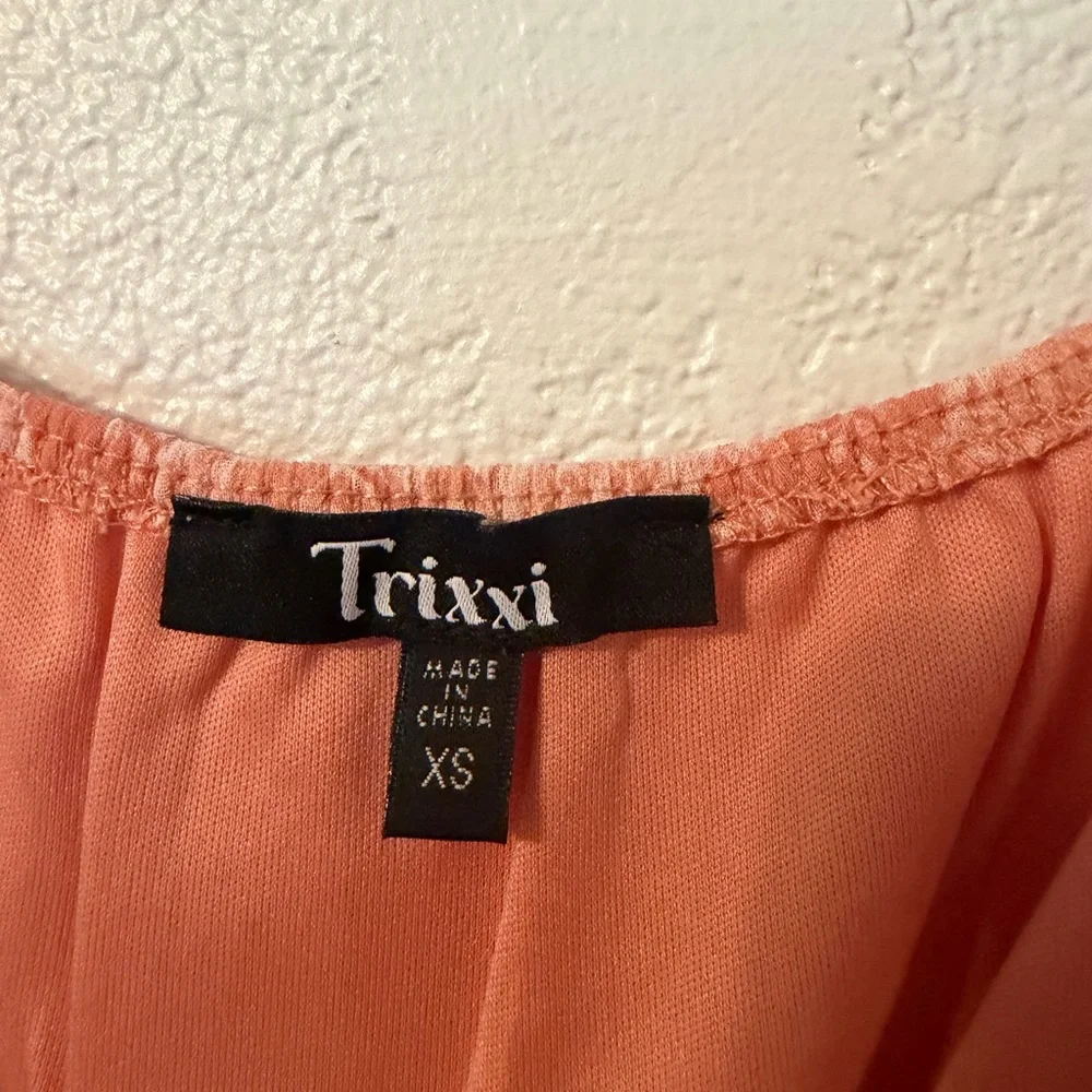 Women’s Elegant Orange Floral Dress - Picture 3 of 3